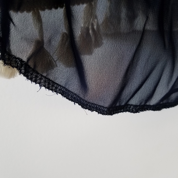 Mod Ref Sleeveless Tassel Trim Navy Floral Dress, M - Picture 9 of 9